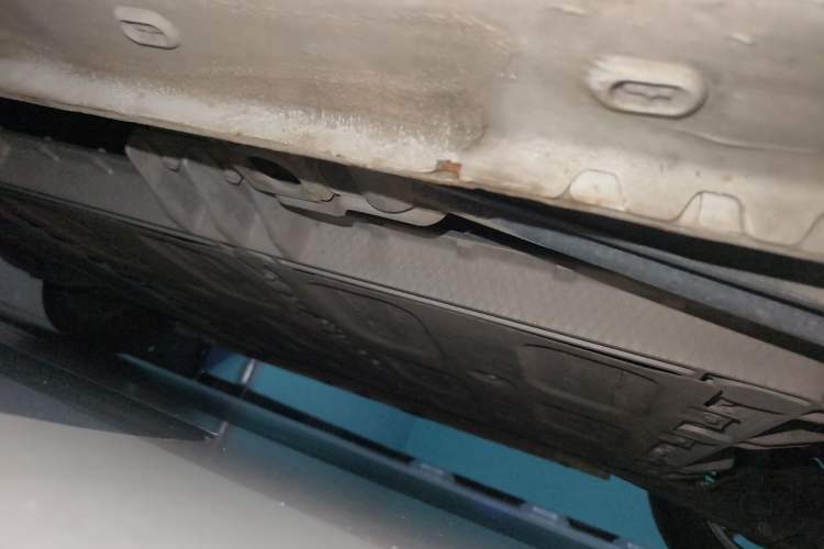 Used Roewe Clever 2022 311km QiQi BoBo Edition Chassis Rear Left