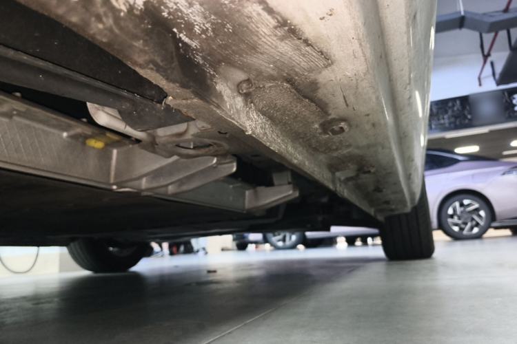 Used Roewe Clever 2022 311km QiQi BoBo Edition Chassis Rear Right