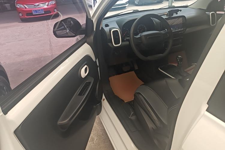 Used Roewe Clever 2022 311km QiQi BoBo Edition Driver Seat