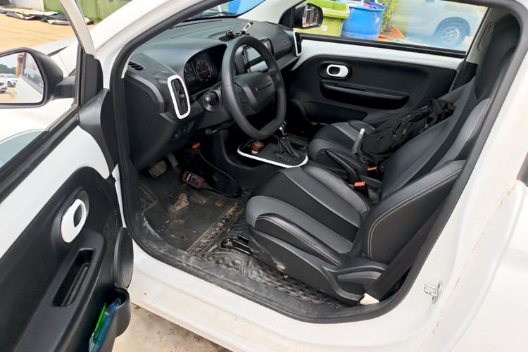 Used Roewe Clever 2022 311km QiQi BoBo Edition Driver Seat