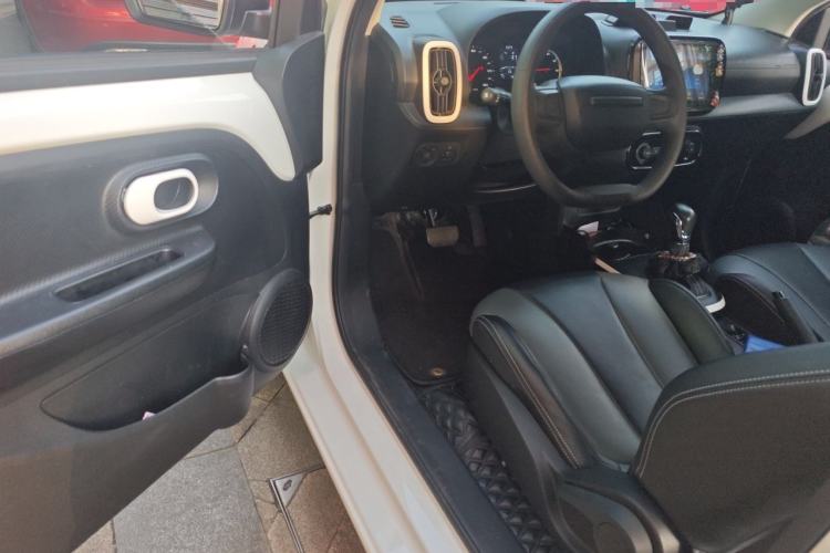 Used Roewe Clever 2022 311km QiQi BoBo Edition Driver Seat