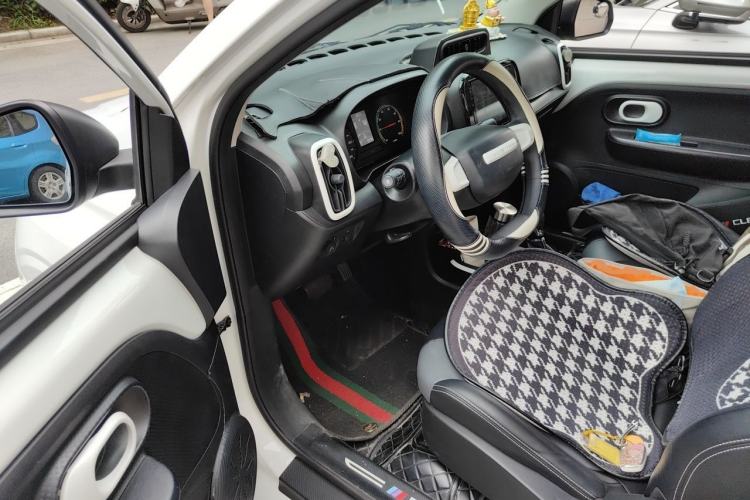 Used Roewe Clever 2022 311km QiQi BoBo Edition Driver Seat