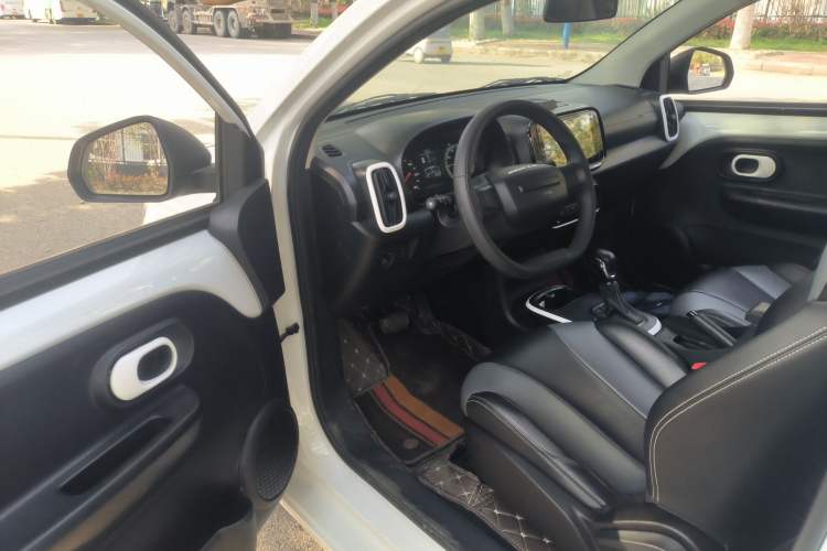 Used Roewe Clever 2022 311km QiQi BoBo Edition Driver Seat