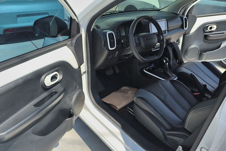 Used Roewe Clever 2022 311km QiQi BoBo Edition Driver Seat