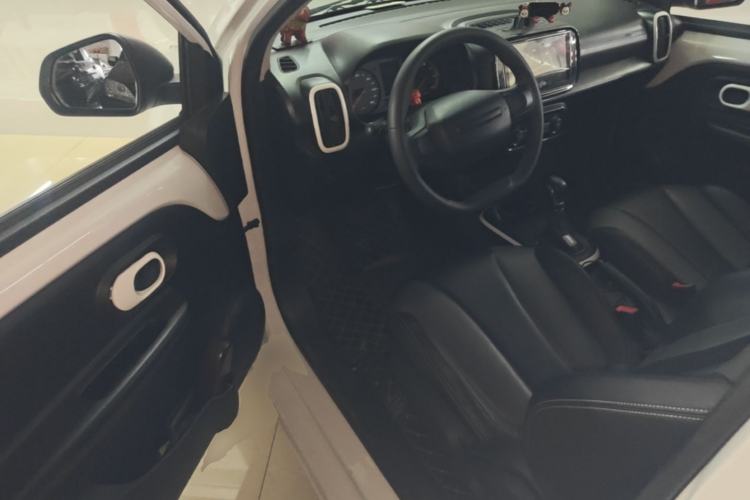 Used Roewe Clever 2022 311km QiQi BoBo Edition Driver Seat