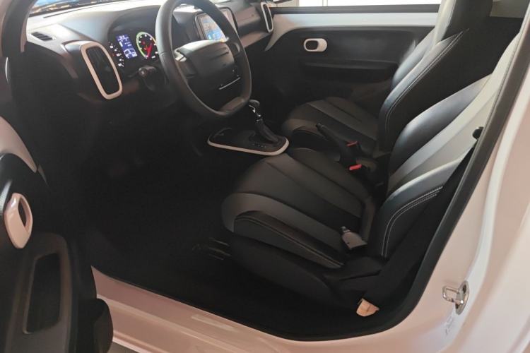 Used Roewe Clever 2022 311km QiQi BoBo Edition Driver Seat