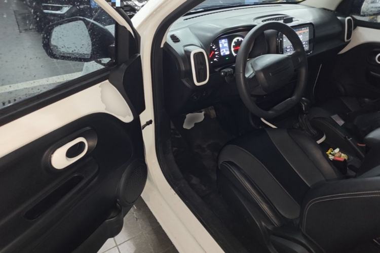 Used Roewe Clever 2022 311km QiQi BoBo Edition Driver Seat