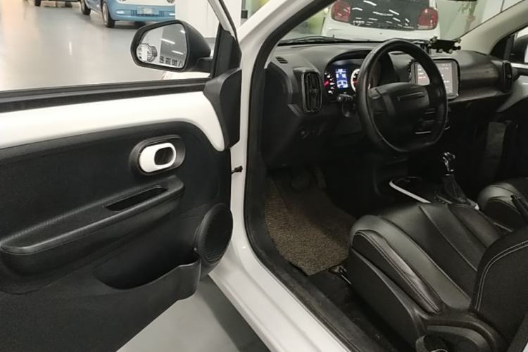 Used Roewe Clever 2022 311km QiQi BoBo Edition Driver Seat