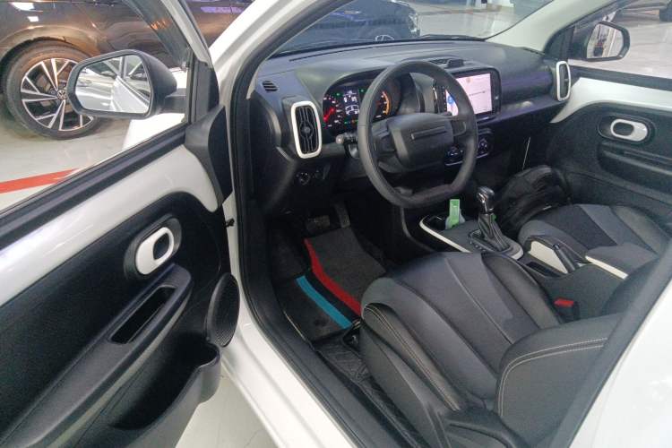 Used Roewe Clever 2022 311km QiQi BoBo Edition Driver Seat