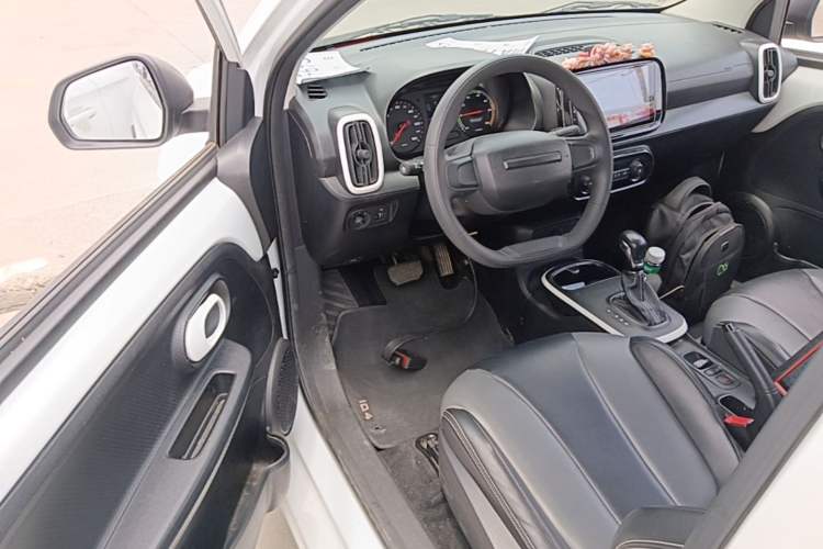 Used Roewe Clever 2022 311km QiQi BoBo Edition Driver Seat