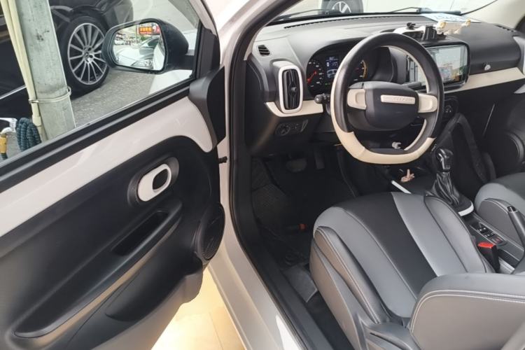 Used Roewe Clever 2022 311km QiQi BoBo Edition Driver Seat
