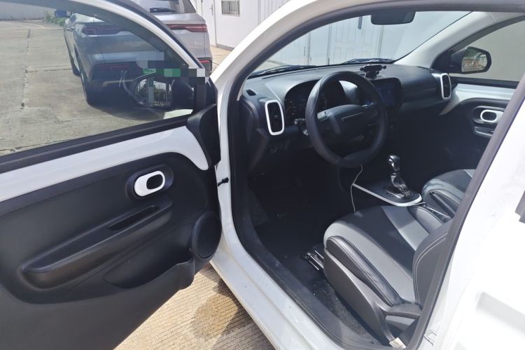 Used Roewe Clever 2022 311km QiQi BoBo Edition Driver Seat