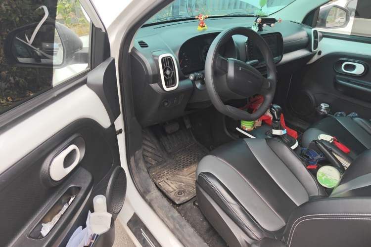 Used Roewe Clever 2022 311km QiQi BoBo Edition Driver Seat