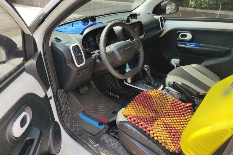 Used Roewe Clever 2022 311km QiQi BoBo Edition Driver Seat
