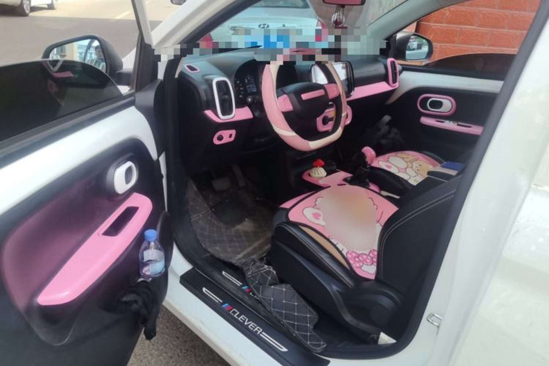 Used Roewe Clever 2022 311km QiQi BoBo Edition Driver Seat
