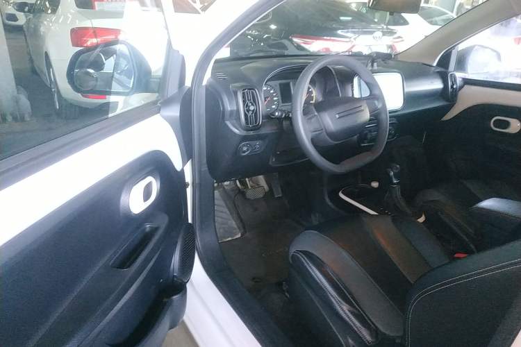 Used Roewe Clever 2022 311km QiQi BoBo Edition Driver Seat