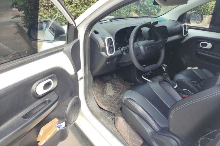 Used Roewe Clever 2022 311km QiQi BoBo Edition Driver Seat