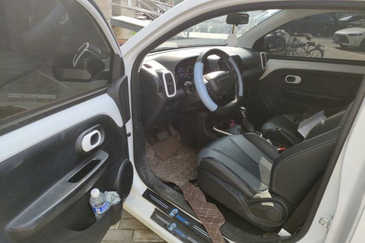 Used Roewe Clever 2022 311km QiQi BoBo Edition Driver Seat