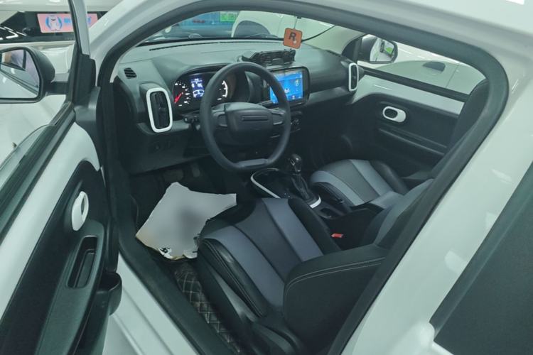 Used Roewe Clever 2022 311km QiQi BoBo Edition Driver Seat