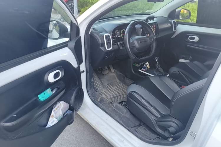 Used Roewe Clever 2022 311km QiQi BoBo Edition Driver Seat