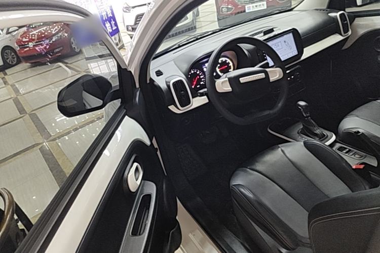 Used Roewe Clever 2022 311km QiQi BoBo Edition Driver Seat