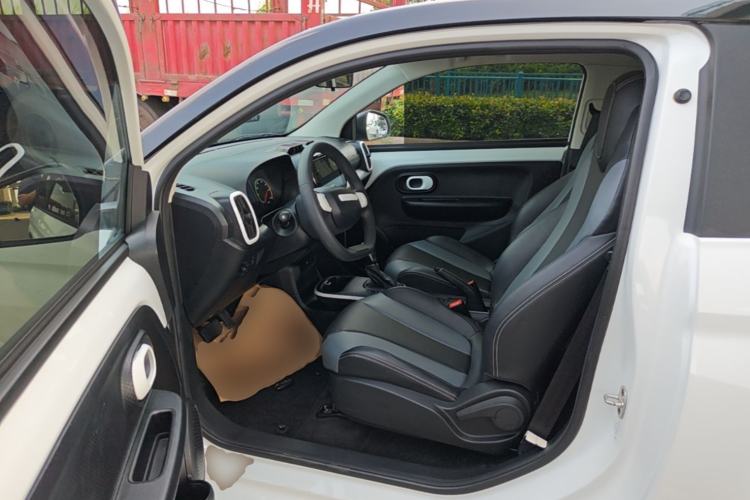 Used Roewe Clever 2022 311km QiQi BoBo Edition Driver Seat