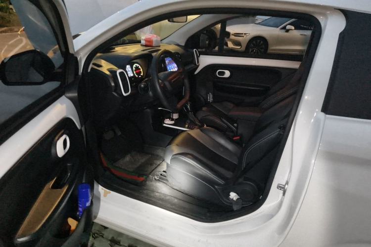 Used Roewe Clever 2022 311km QiQi BoBo Edition Driver Seat