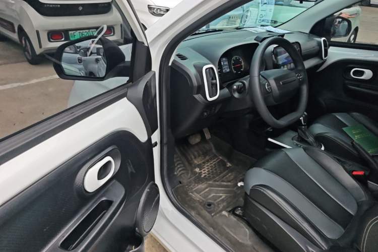 Used Roewe Clever 2022 311km QiQi BoBo Edition Driver Seat