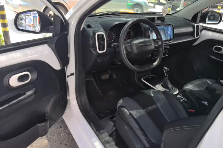 Used Roewe Clever 2022 311km QiQi BoBo Edition Driver Seat