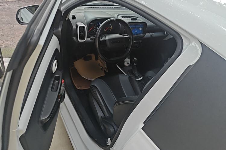 Used Roewe Clever 2022 311km QiQi BoBo Edition Driver Seat