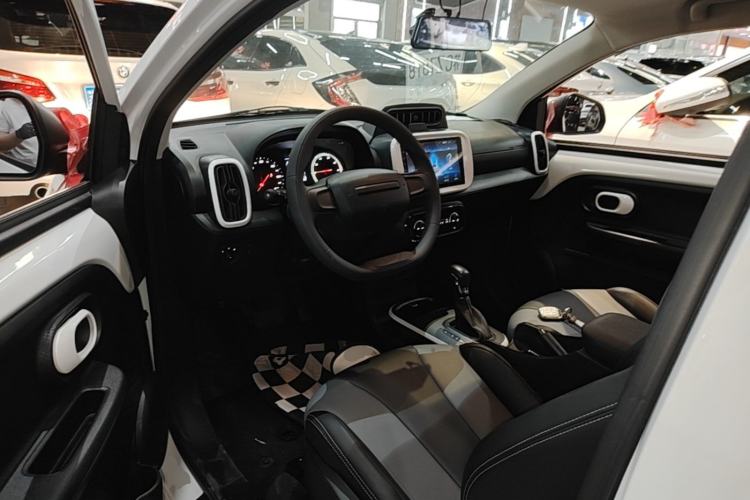 Used Roewe Clever 2022 311km QiQi BoBo Edition Driver Seat