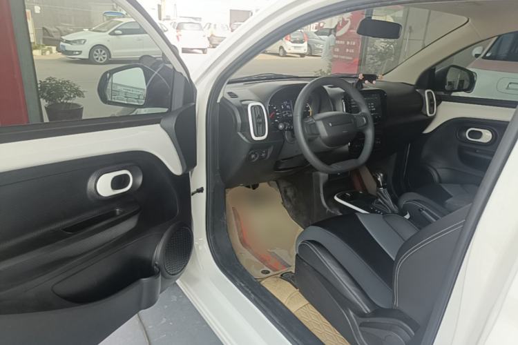 Used Roewe Clever 2022 311km QiQi BoBo Edition Driver Seat