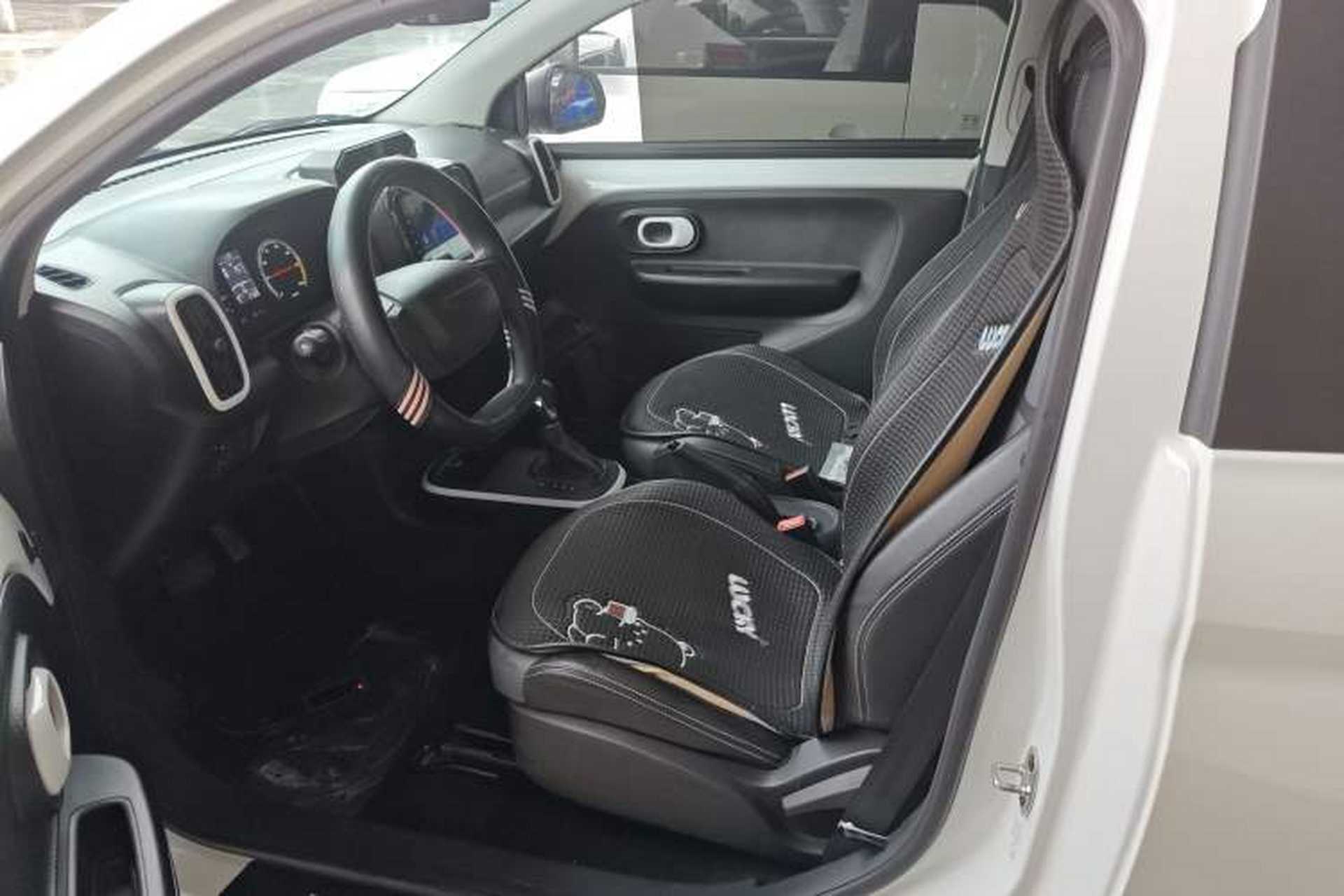 Used Roewe Clever 2022 311km QiQi BoBo Edition Driver Seat