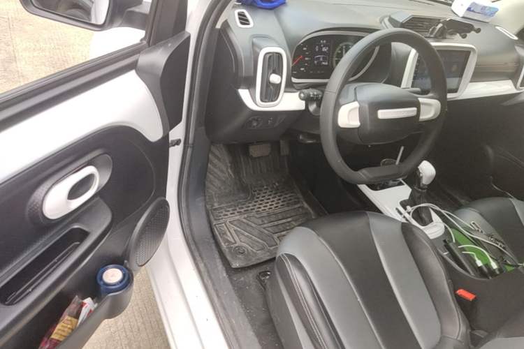 Used Roewe Clever 2022 311km QiQi BoBo Edition Driver Seat