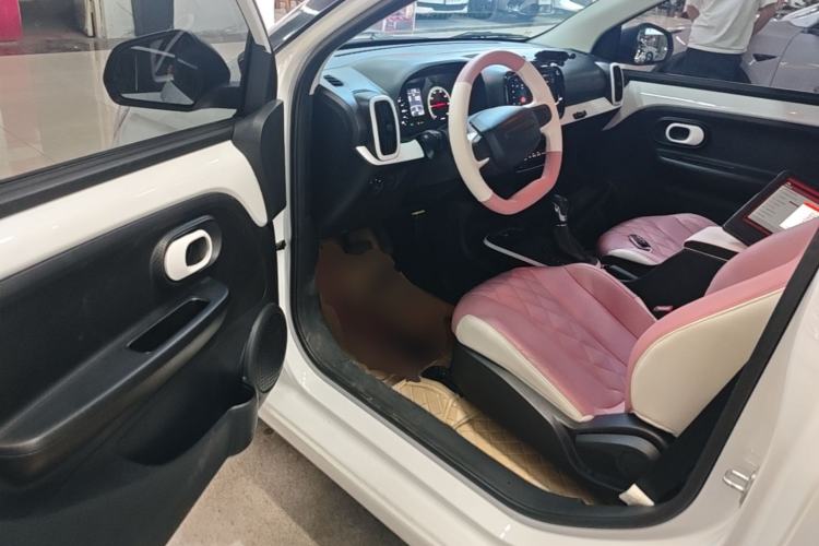 Used Roewe Clever 2022 311km QiQi BoBo Edition Driver Seat