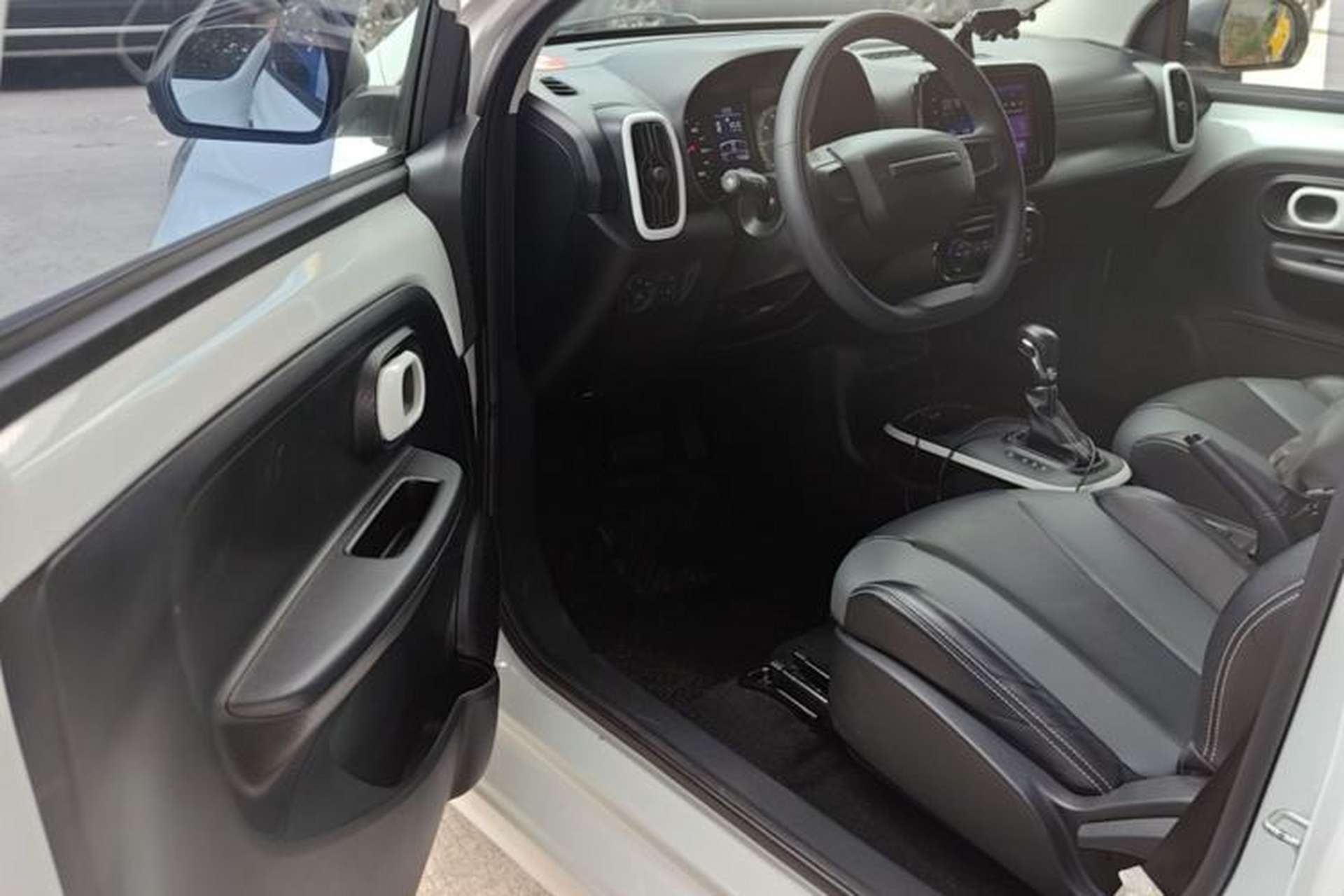 Used Roewe Clever 2022 311km QiQi BoBo Edition Driver Seat