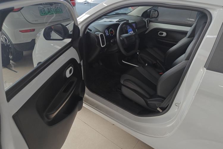 Used Roewe Clever 2022 311km QiQi BoBo Edition Driver Seat