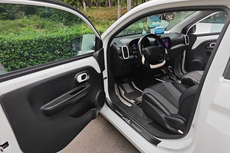 Used Roewe Clever 2022 311km QiQi BoBo Edition Driver Seat