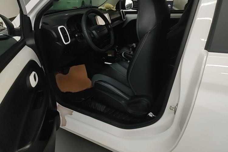 Used Roewe Clever 2022 311km QiQi BoBo Edition Driver Seat