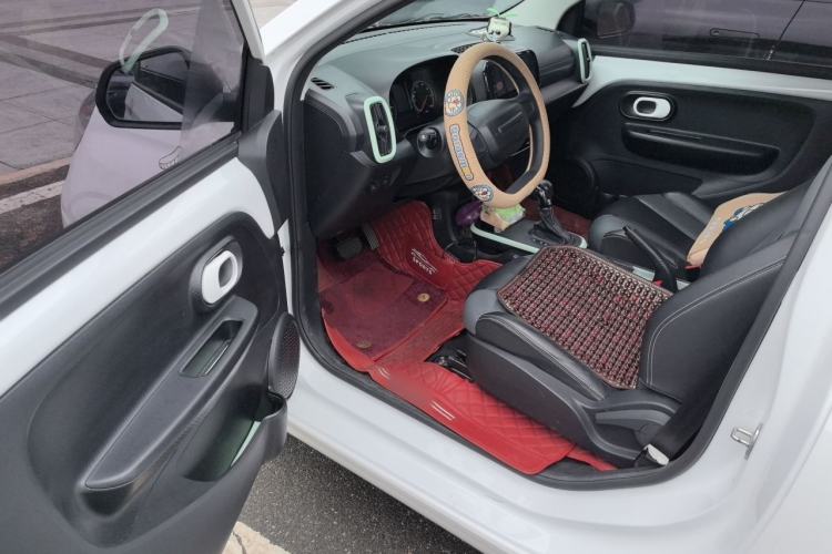 Used Roewe Clever 2022 311km QiQi BoBo Edition Driver Seat