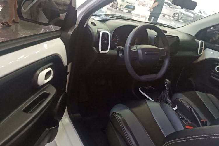 Used Roewe Clever 2022 311km QiQi BoBo Edition Driver Seat