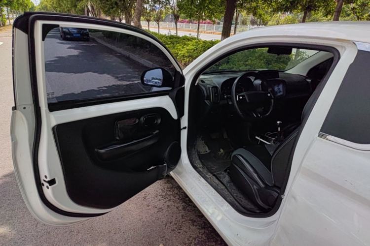 Used Roewe Clever 2022 311km QiQi BoBo Edition Driver Seat