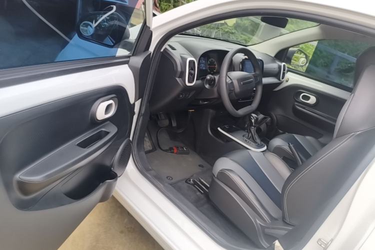 Used Roewe Clever 2022 311km QiQi BoBo Edition Driver Seat