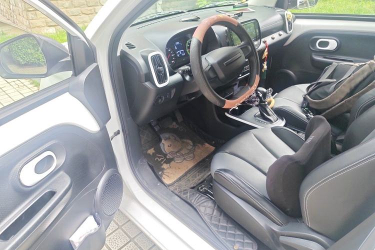 Used Roewe Clever 2022 311km QiQi BoBo Edition Driver Seat