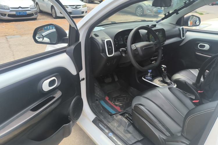 Used Roewe Clever 2022 311km QiQi BoBo Edition Driver Seat