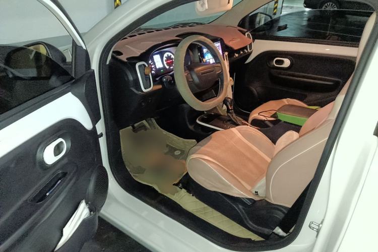 Used Roewe Clever 2022 311km QiQi BoBo Edition Driver Seat