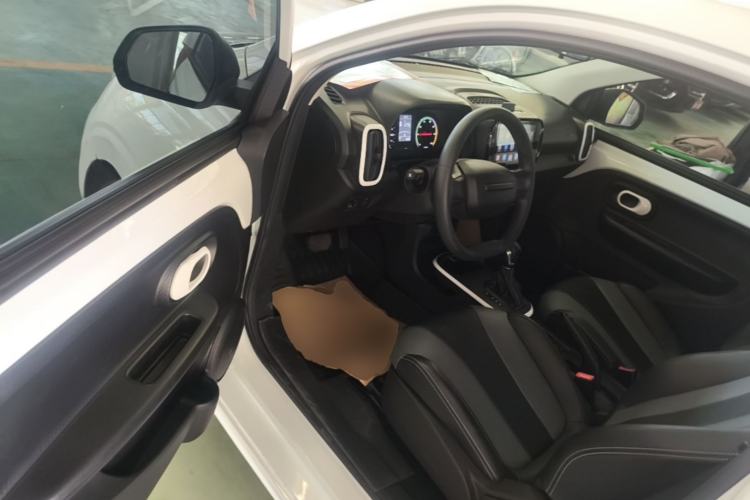 Used Roewe Clever 2022 311km QiQi BoBo Edition Driver Seat