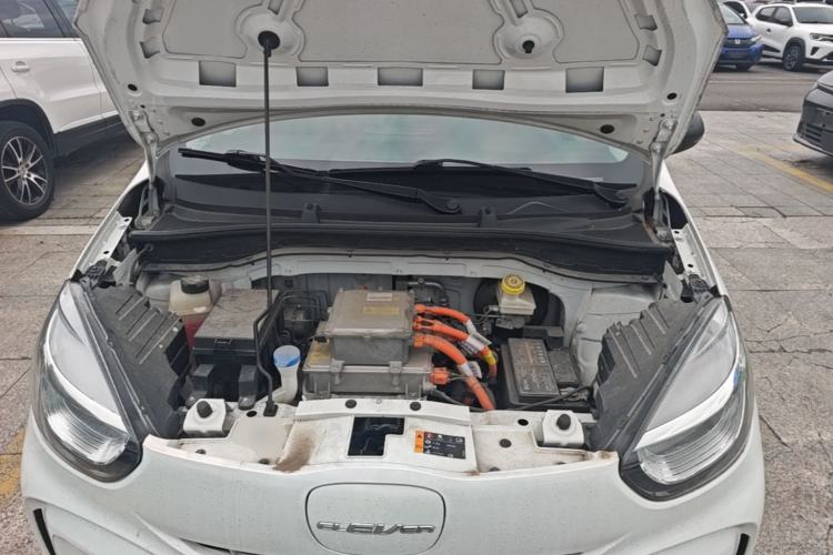 Used Roewe Clever 2022 311km QiQi BoBo Edition Engine Bay