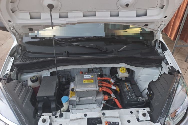 Used Roewe Clever 2022 311km QiQi BoBo Edition Engine Bay