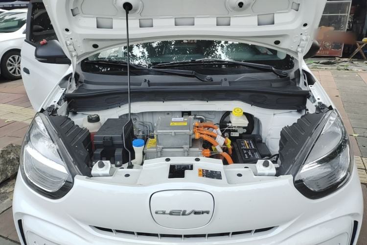 Used Roewe Clever 2022 311km QiQi BoBo Edition Engine Bay